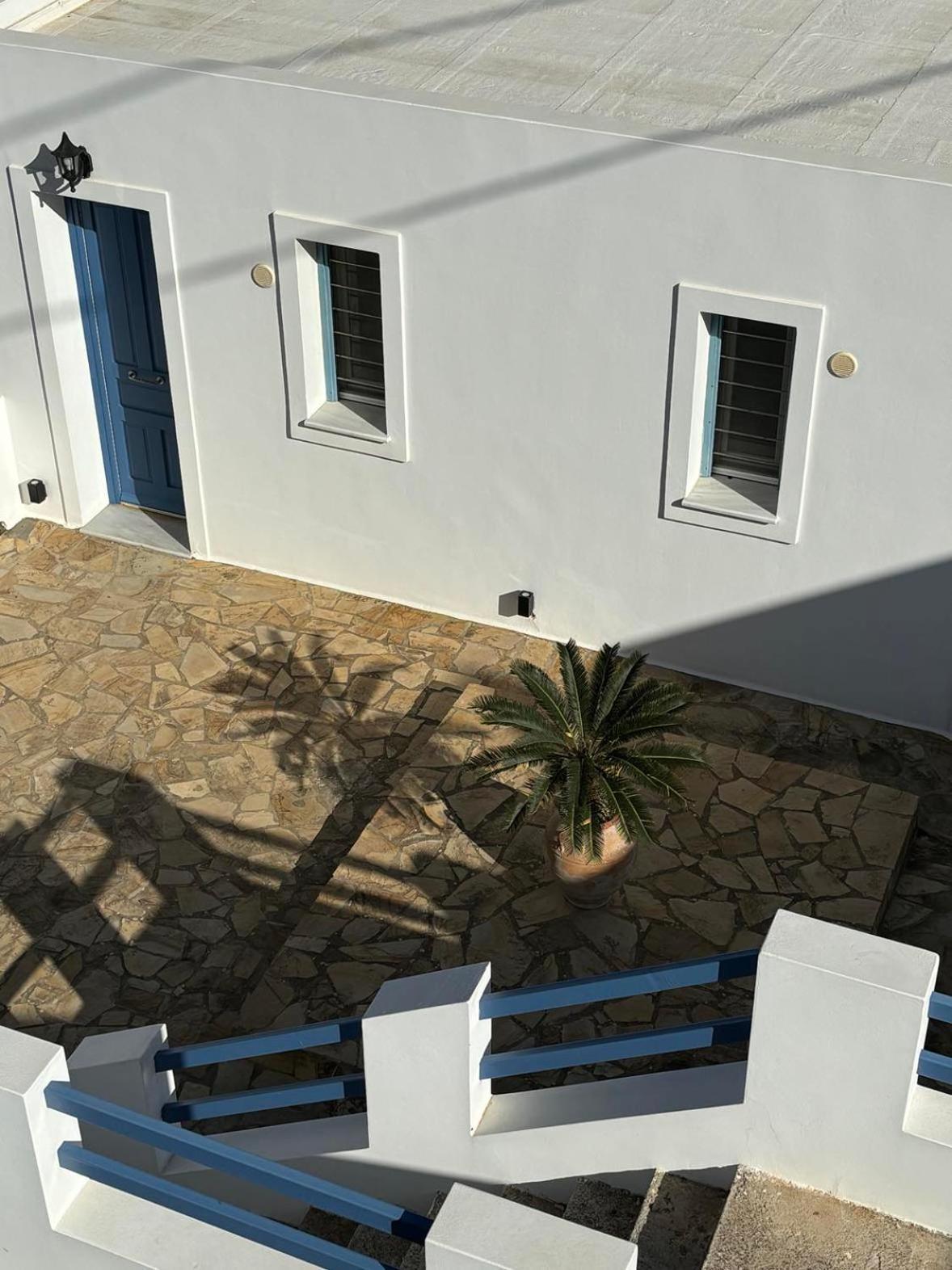 Andros Guesthouses Экстерьер фото