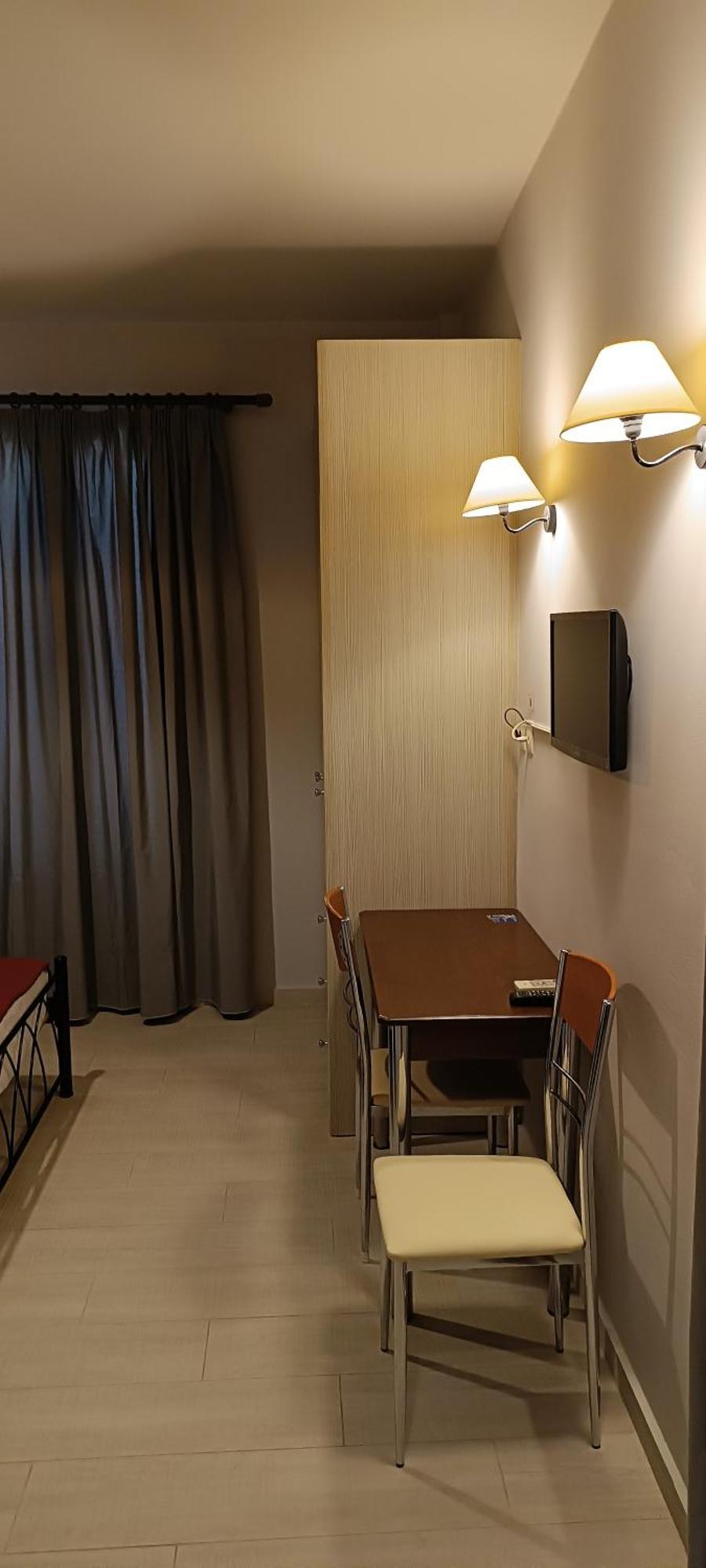 Andros Guesthouses Экстерьер фото